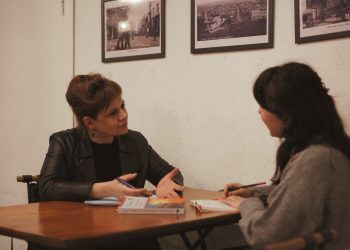 Gamze Yücesan Özdemir ile “Proleterlerin Gündüzü” üzerine söyleşi: “Engels’in ayak izlerini takip etmeye çalıştım”