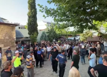 Musikiyle masumiyet denemeleri: Cerrahi tarikatının kısa tarihi