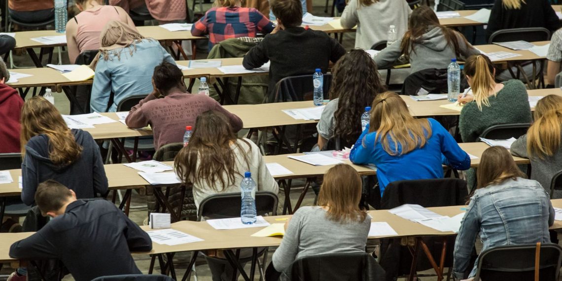 Hukuk mezunlarının sorunları büyüyor: HMGS’deki başarısızlığın gösterdikleri