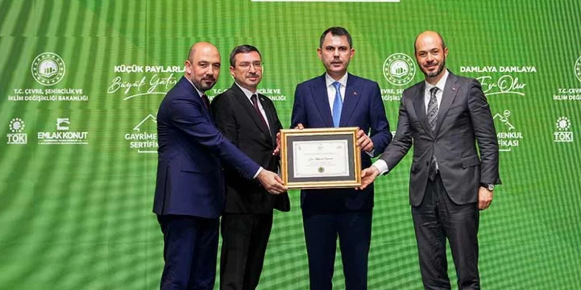 Sosyal konutlar yine gündemde: Krizi çözmek mi, sömürüyü derinleştirmek mi?