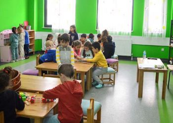 Kreş hakkına yönelik saldırıda yeni adım: “Komşu Anne”