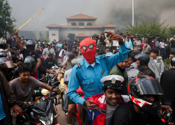 Monarşistler, Batı yanlıları ve sol: Nepal eylemleri ne anlama geliyor?